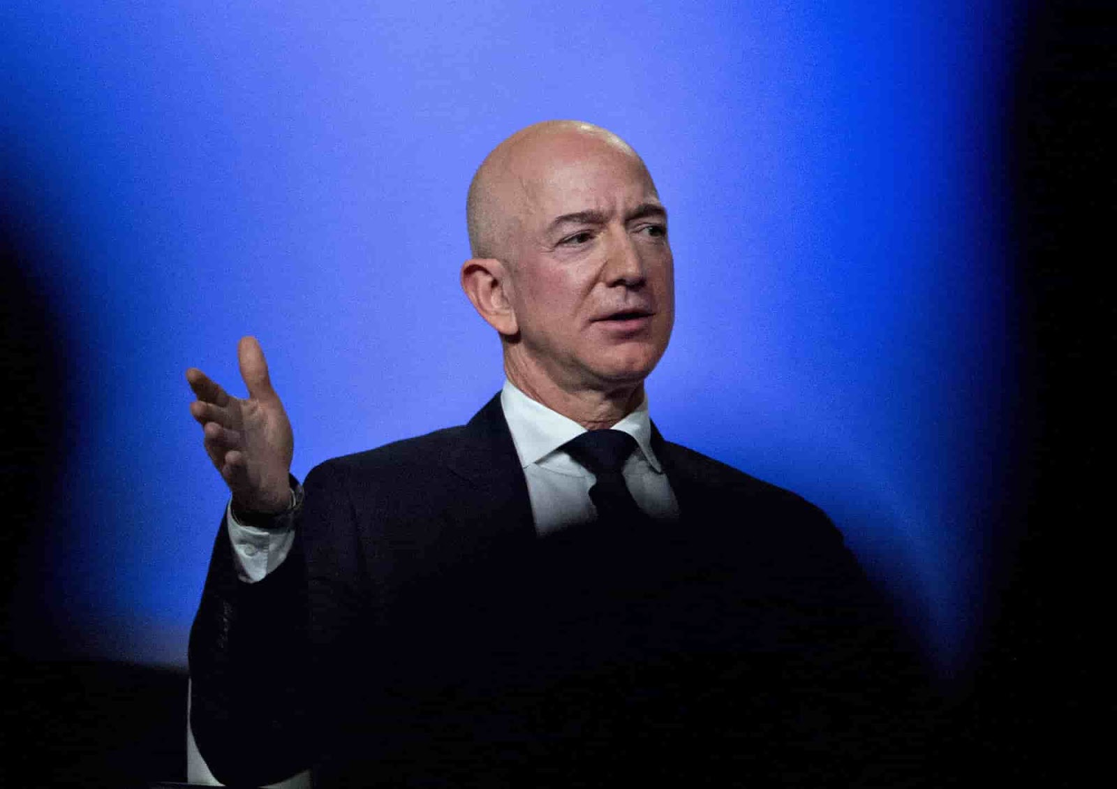bezos,Jeff Bezos,amazon,testify