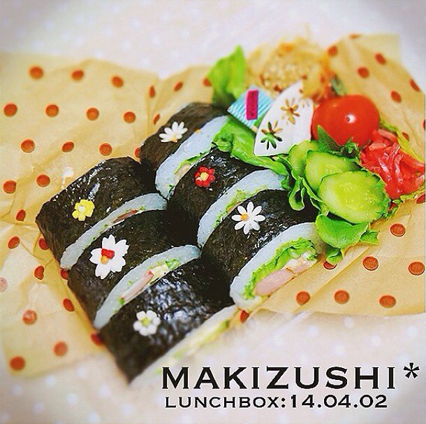 お弁当中 Obento Tyu お弁当小技 餃子の皮でお花