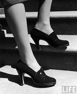 1930s Fashion Glamour of Womens Shoes