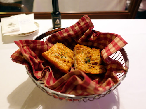 Carbone Hong Kong - Garlic Bread