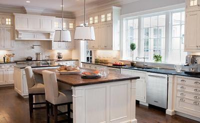 Shaker Style White Kitchen Cabinets