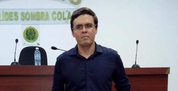 Prefeito interino de Beberibe é afastado e presidente da Câmara assume cargo