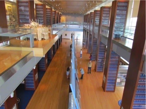 ClintonPresidentialLibrary%252526ChihulyGlassExhibit-28-2014-10-24-15-33.jpg