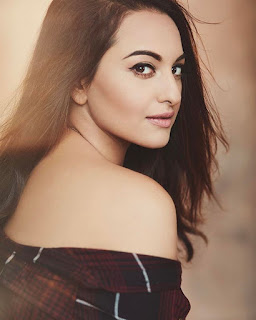 100+ Best Sonakshi Sinha Wallpapers, Images, Pictures, Pics 2020