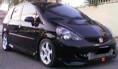 Modified Honda Jazz Vtec with Turbo Intercooler