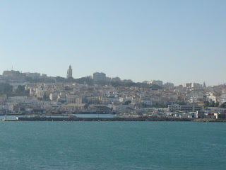 Tanger llegando al puerto