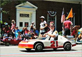 Coches de Choque Desfile 4 de Julio Bristol