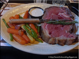 Fox and Hounds prime rib entree