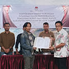 KPU Selayar Terima Berkas Dukungan Bapaslon Perseorangan Abdul Rahman-Daeng Marowa