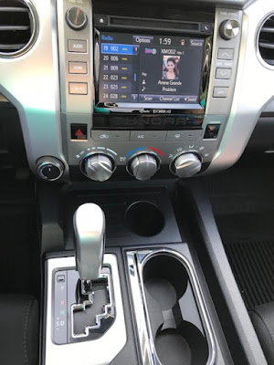 2017 Toyota Tundra 4x4 SR5 Crewmax Review