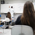 Câmara aprova oferta gratuita de absorventes para estudantes