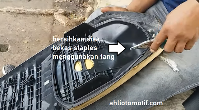 Cara mengganti jok sepeda motor dengan benar