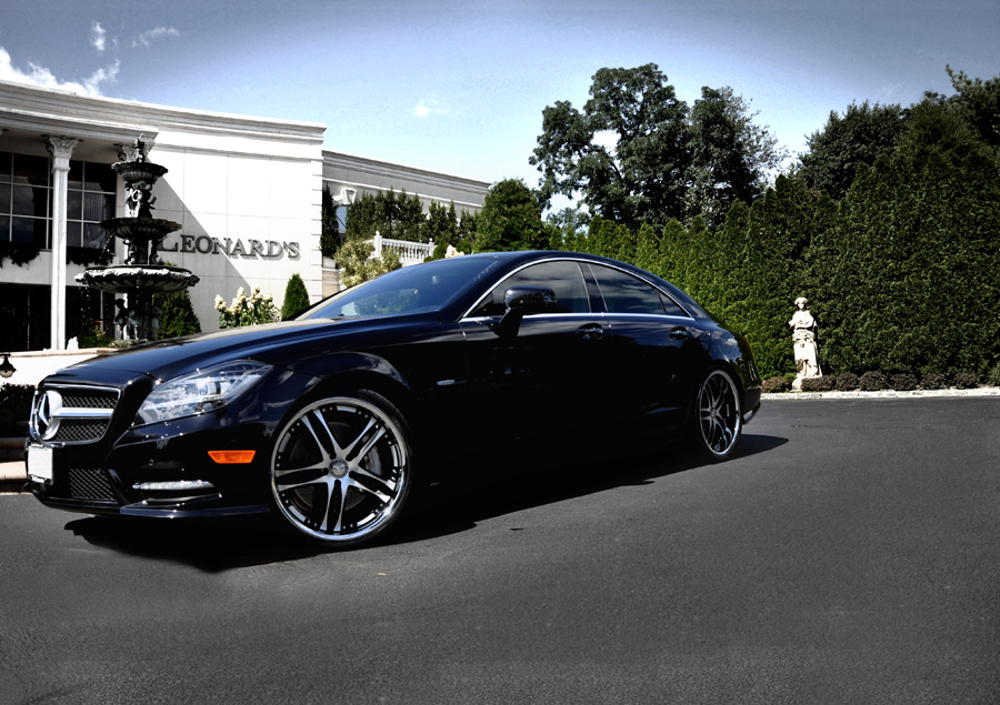  Mercedes Benz CLS sitting on RS55 Wheels 20x85 in the front and 20x10 