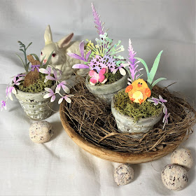 Sara Emily Barker https://sarascloset1.blogspot.com/2019/03/tiny-easter-table-decor.html Easter Table Decor Tim Holtz Sizzix Wildflower Stems Springtime Side-Order 9