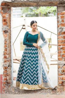 Anchor Sreemukhi Latest Photoshoot Stills 