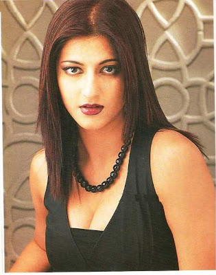 hot,sexy Shruti Hassan