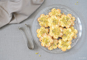 biscotti-al-cardamomo-cioccolato-bianco-e-pistacchi