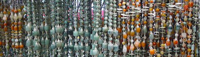 Bogyoke Jade Necklace Market