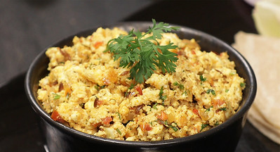 Easy Paneer Bhurji recipe with step-by-step instructions| Authentic North Indian Paneer Bhurji with fresh ingredients,