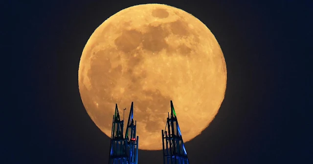 supermoon dan hujan meteor jadi teman kala psbb sepanjang mei