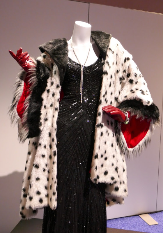 Victoria Smurfit Once Upon a Time Cruella de Vil costume