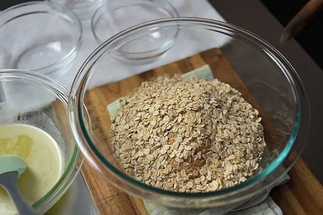 To bake oatmeal cookies - mix all dry ingredients