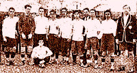 REAL MÁLAGA C. F. - Málaga, España - Temporada 1928-29 - Entre los jugadores que aparecen en la foto están Cebrián, Araujo, Valcárcel, Vides, Casado, Vicarías, Maceada, Rueda, Luna, Pardo y Cruzado. El equipo militaba en la categoría regional andaluza