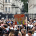 Βρετανία: Χορευτική διαδήλωση στο Λονδίνο για την επαναλειτουργία των νυχτερινών κέντρων