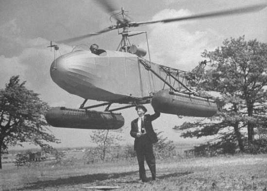 Engineer Igor Sikorsky demonstrated the first amphibian helicopter