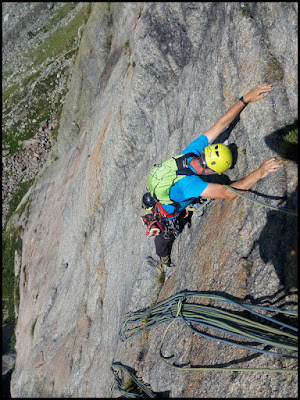 Pared del Titani, Val Ferret, Genepi2