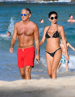 Silvia Fortini enjoying in the beach with her husband Roberto