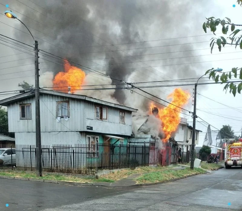 Incendio destruye vivienda en Rahue Alto