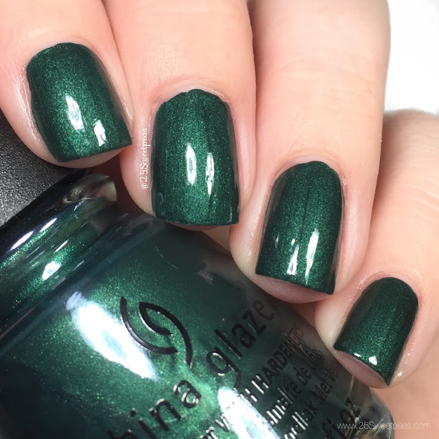 China Glaze They Perfect Holly-day