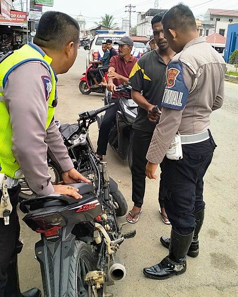 Sat Lantas Polres Aceh Timur, Kembali Amankan sejumlah Sepeda Motor Berknalpot Brong