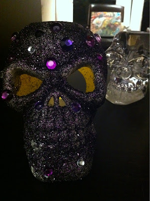 Illuminating spooky glam skull