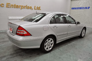 2004 Mercedes Benz C200 Kompressor RHD