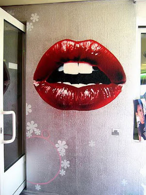 mouth graffiti, art graffiti