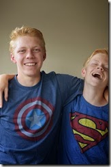 Super Hero4