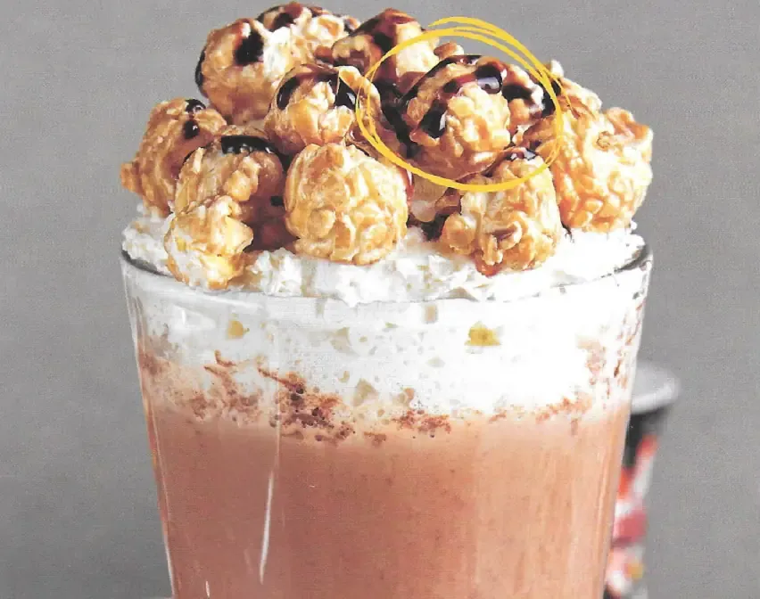 Frappuccino ai popcorn caramellati