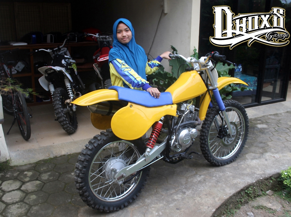  Tangki  Knalpot Kustom Suzuki Thunder 125 Modifikasi Trail  