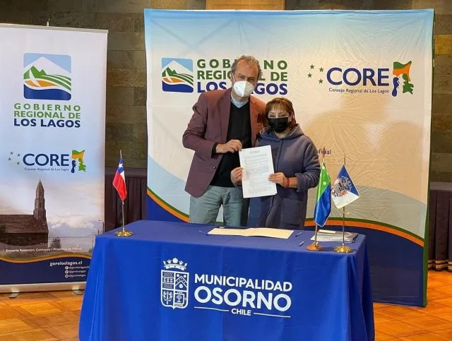 Municipalidad de Puyehue firma convenios FRIL