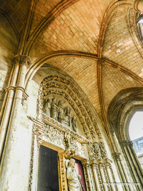 Porta Real da Sainte Chapelle em Paris
