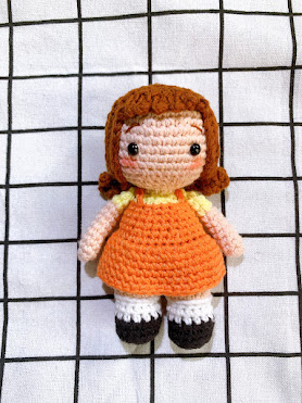 robot girl from squid games crochet pattern