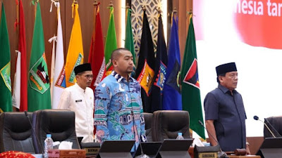 DPRD Provinsi Sumbar menggelar rapat paripurna penyampaian jawaban Gubernur terhadap Pandangan Umum Fraksi-Fraksi atas 3 Ranperda