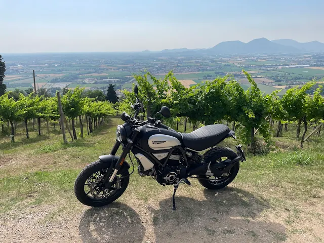 test ride ducati scrambler 1100 dark pro