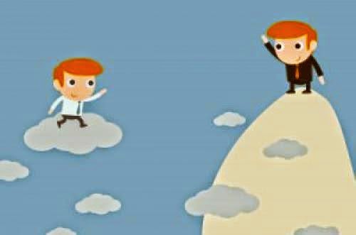 4 Ways To Help Leaders Fall In Love With Performance Reviews
