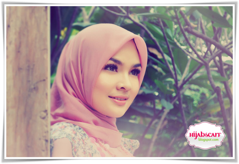 Interview with Ms. Ria Miranda - Hijab Scarf