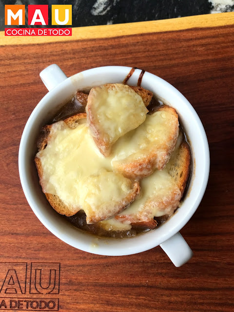 mau cocina de todo sopa de cebolla francesa receta caldo de res pollo con queso