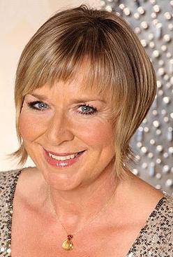 Short Hairstyles For Over 40 Year Olds