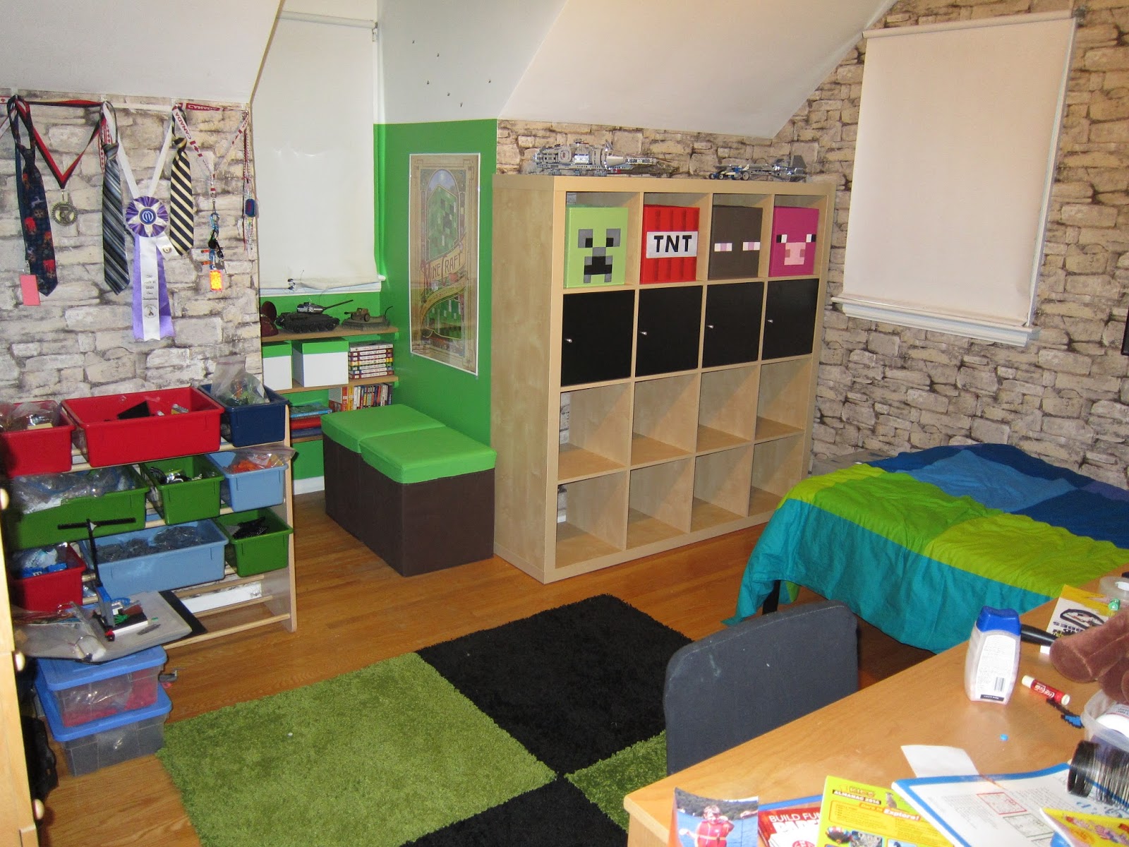 Goldilocks and the Four Bears Brennan s Minecraft  Bedroom 